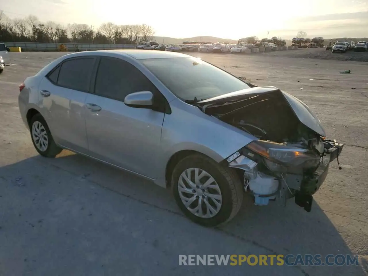 4 Photograph of a damaged car 2T1BURHE5KC208756 TOYOTA COROLLA 2019