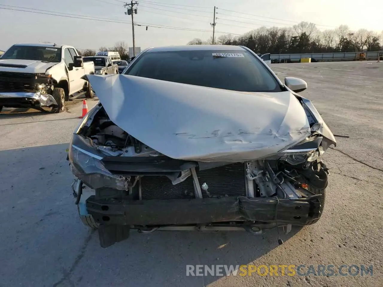 5 Photograph of a damaged car 2T1BURHE5KC208756 TOYOTA COROLLA 2019