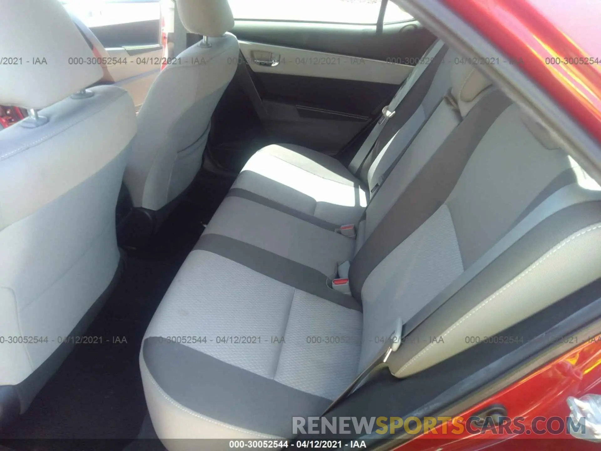 8 Photograph of a damaged car 2T1BURHE5KC210734 TOYOTA COROLLA 2019