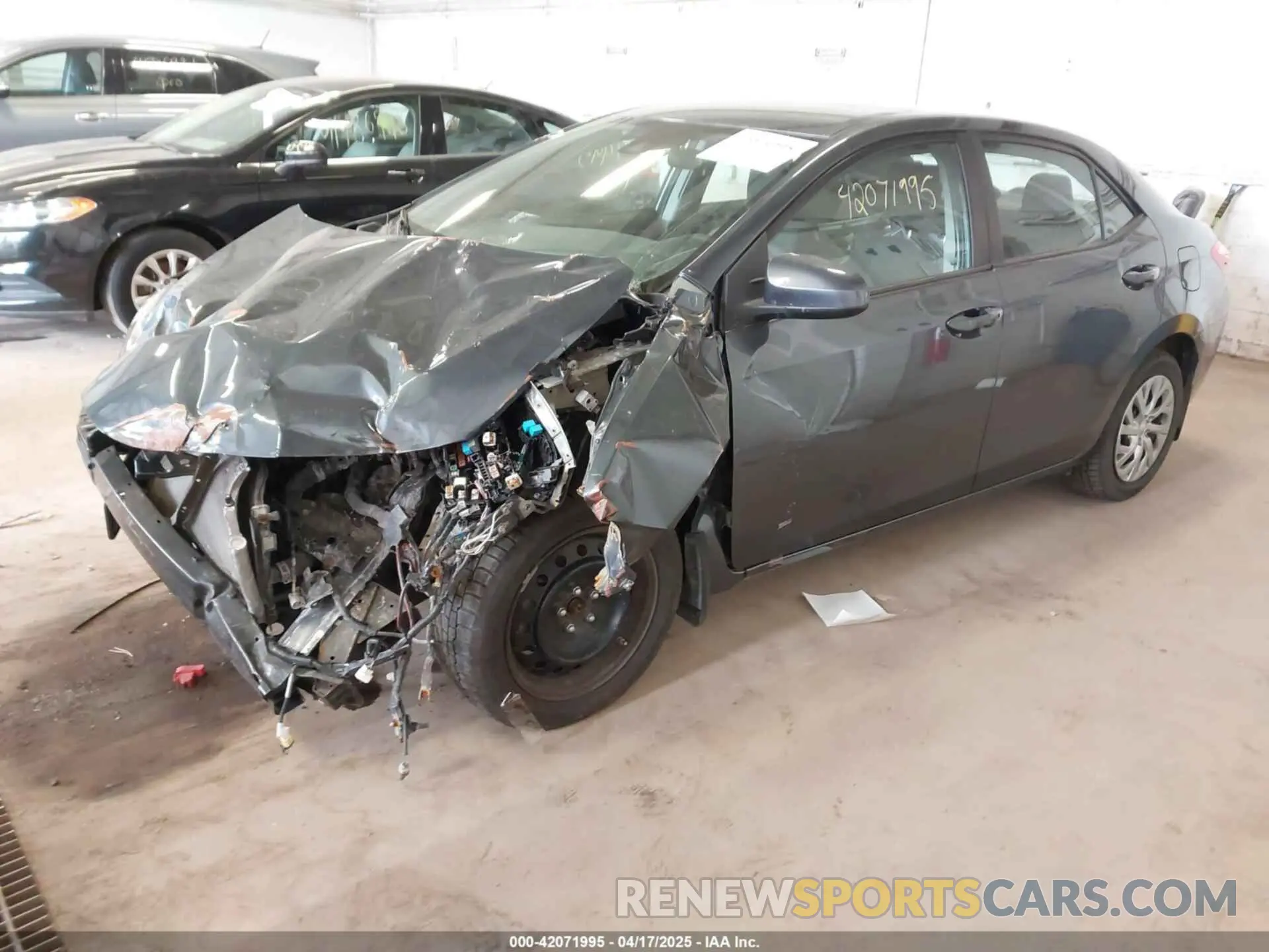 2 Photograph of a damaged car 2T1BURHE5KC211768 TOYOTA COROLLA 2019