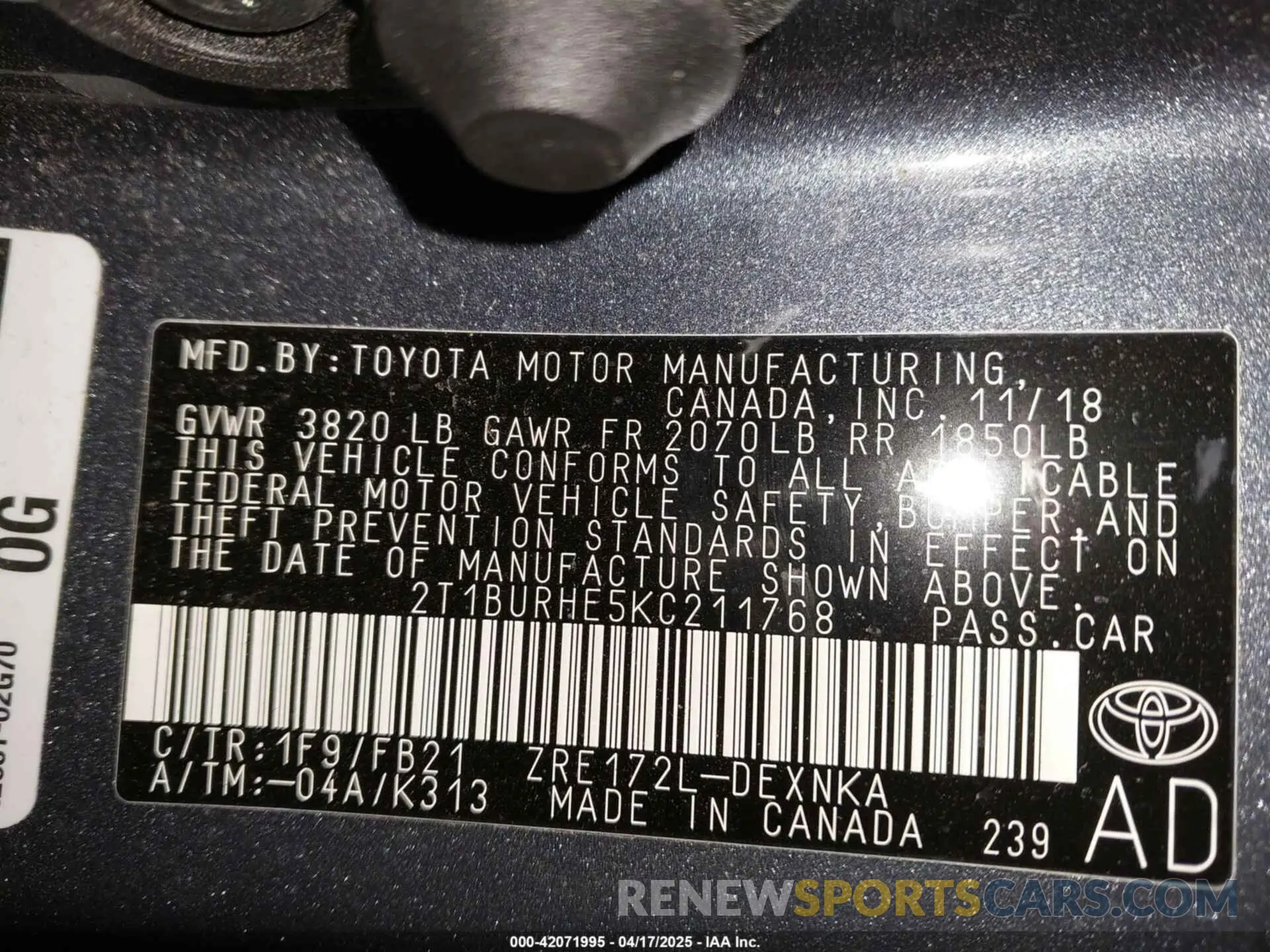 9 Photograph of a damaged car 2T1BURHE5KC211768 TOYOTA COROLLA 2019
