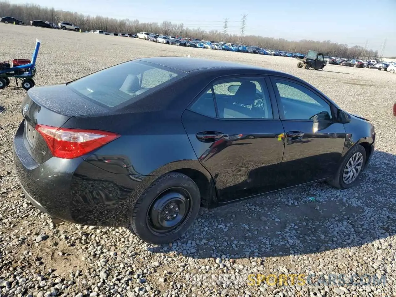 3 Photograph of a damaged car 2T1BURHE5KC219952 TOYOTA COROLLA 2019