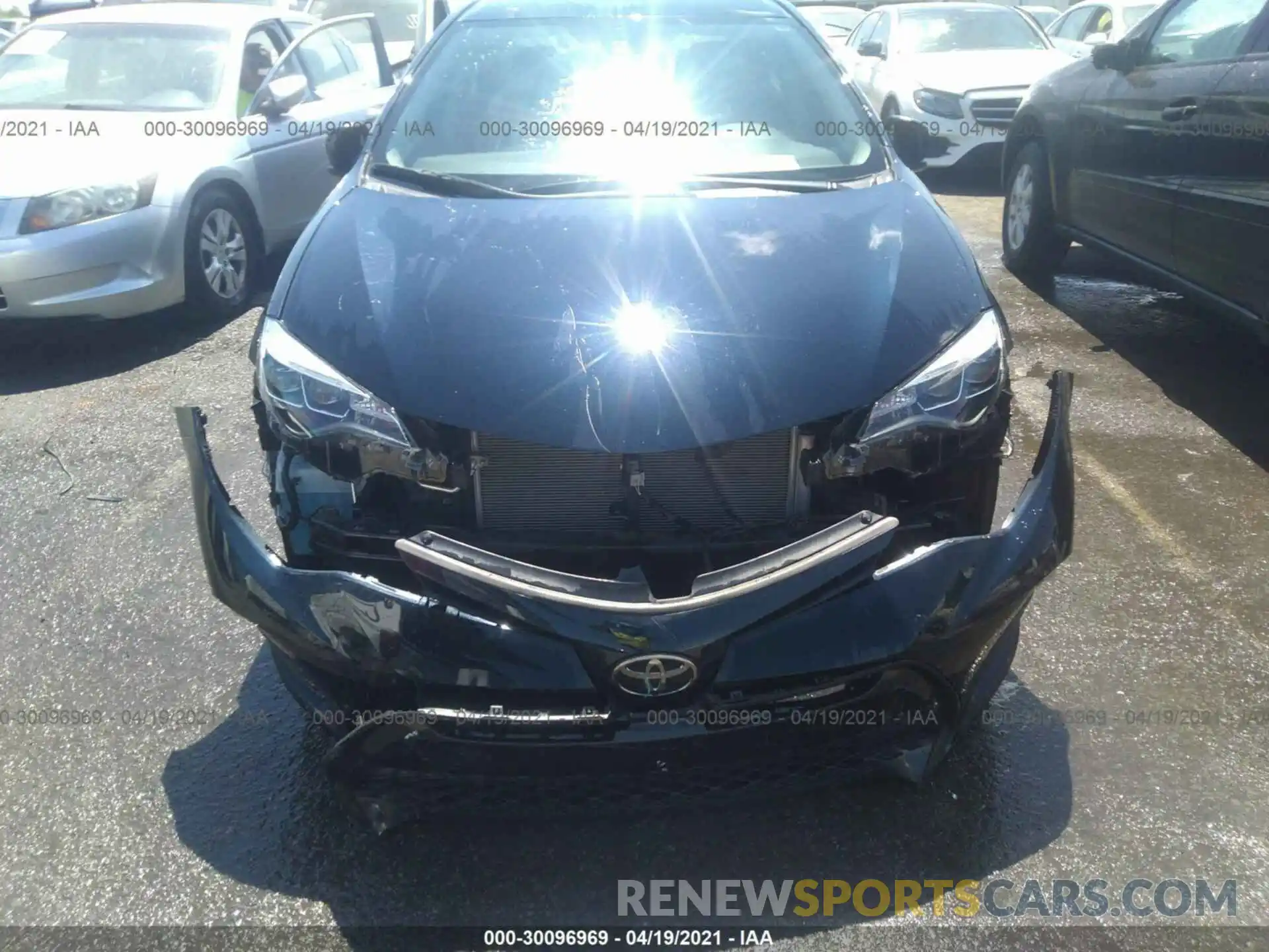 6 Photograph of a damaged car 2T1BURHE5KC222785 TOYOTA COROLLA 2019