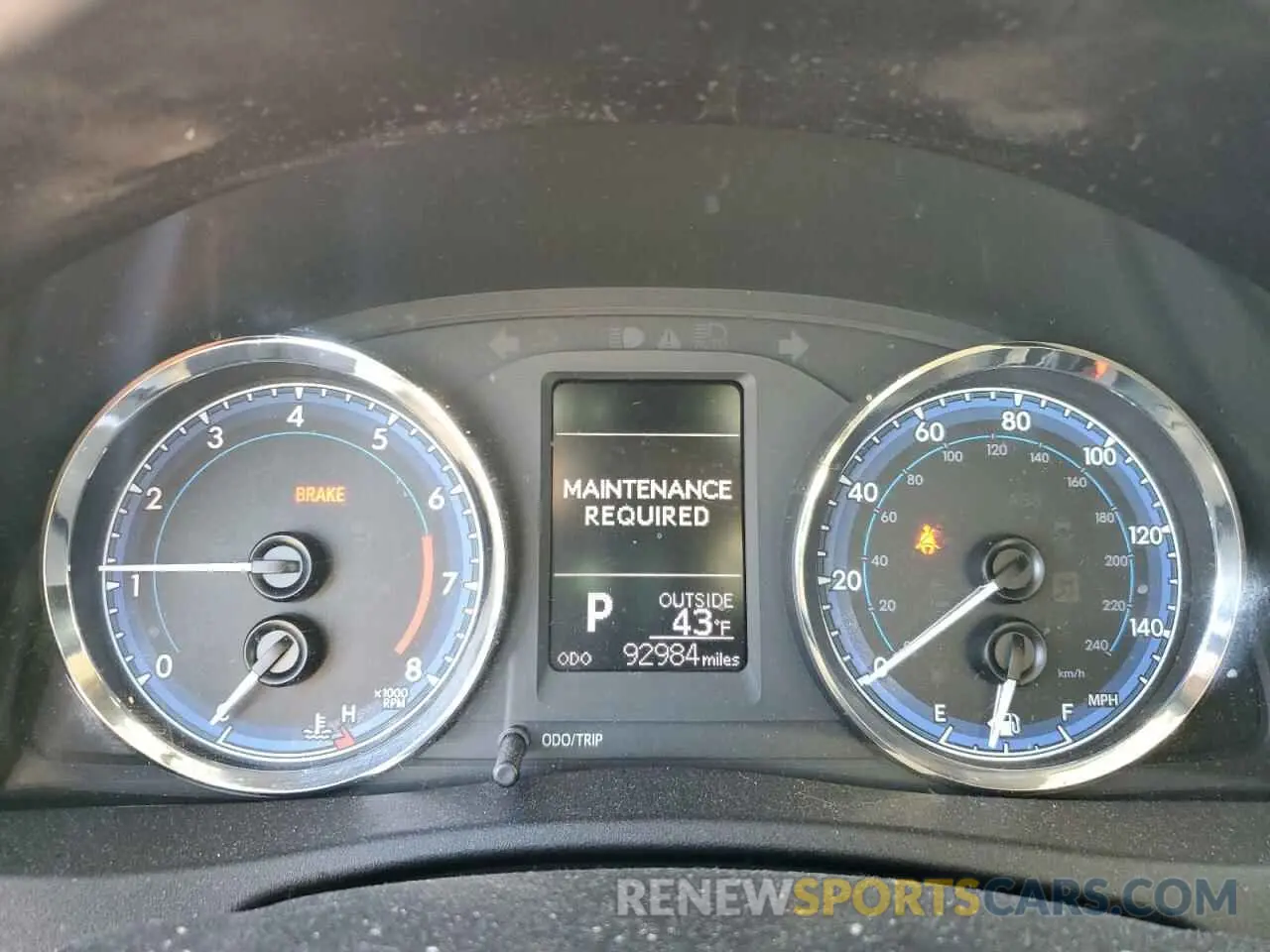 9 Photograph of a damaged car 2T1BURHE5KC224357 TOYOTA COROLLA 2019