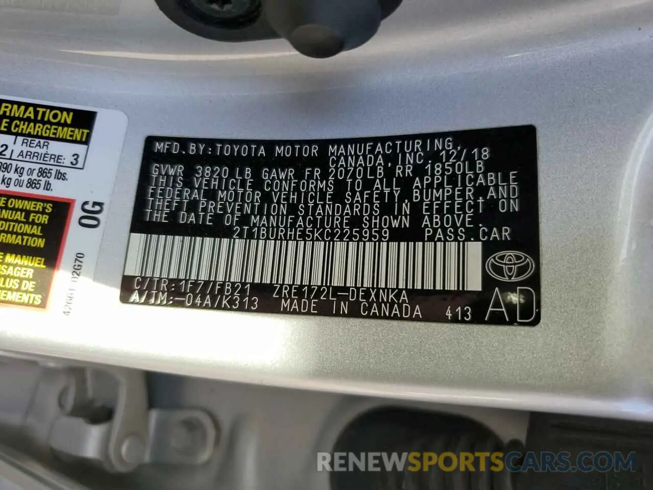 12 Photograph of a damaged car 2T1BURHE5KC225959 TOYOTA COROLLA 2019
