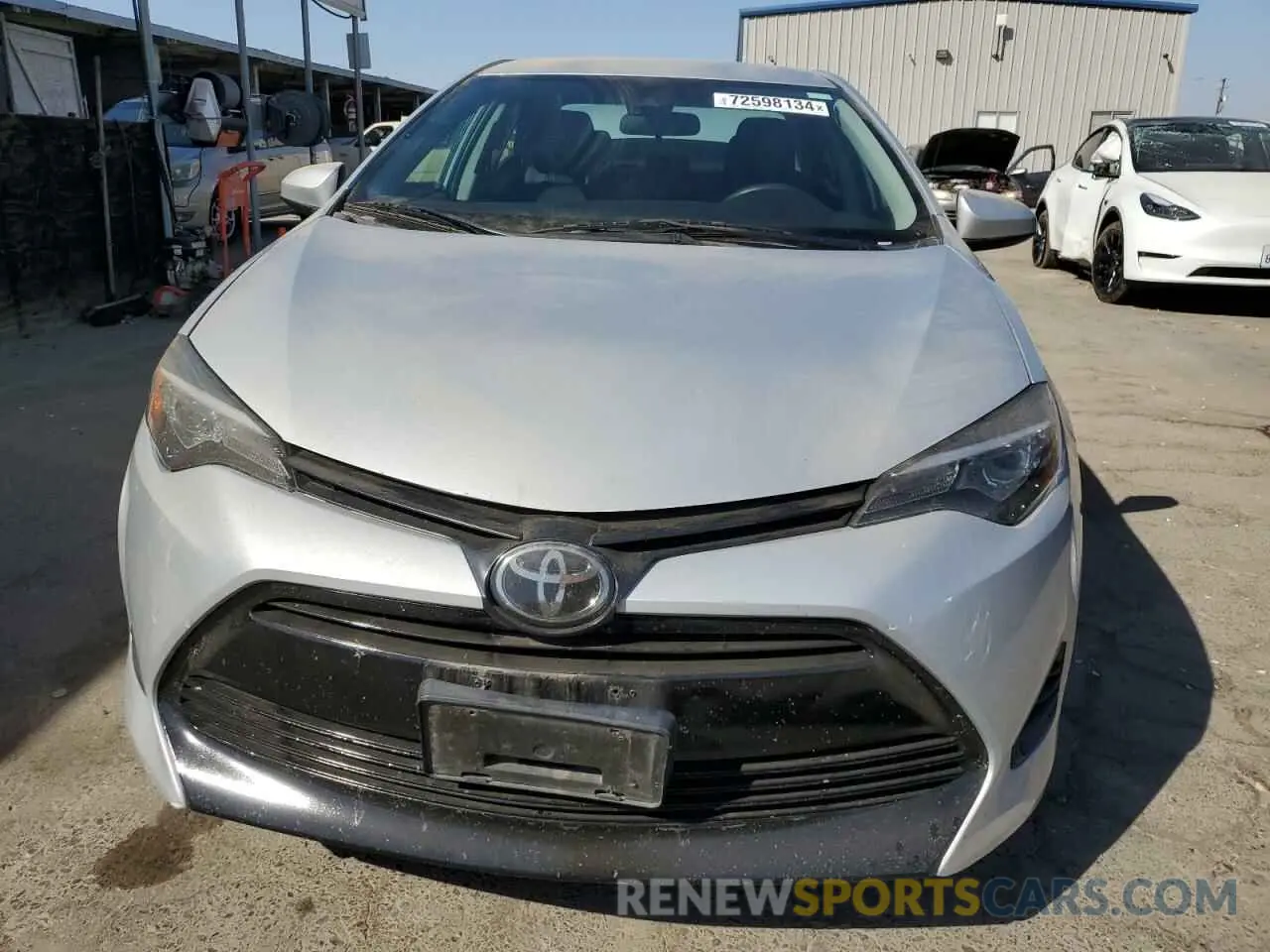 5 Photograph of a damaged car 2T1BURHE5KC225959 TOYOTA COROLLA 2019