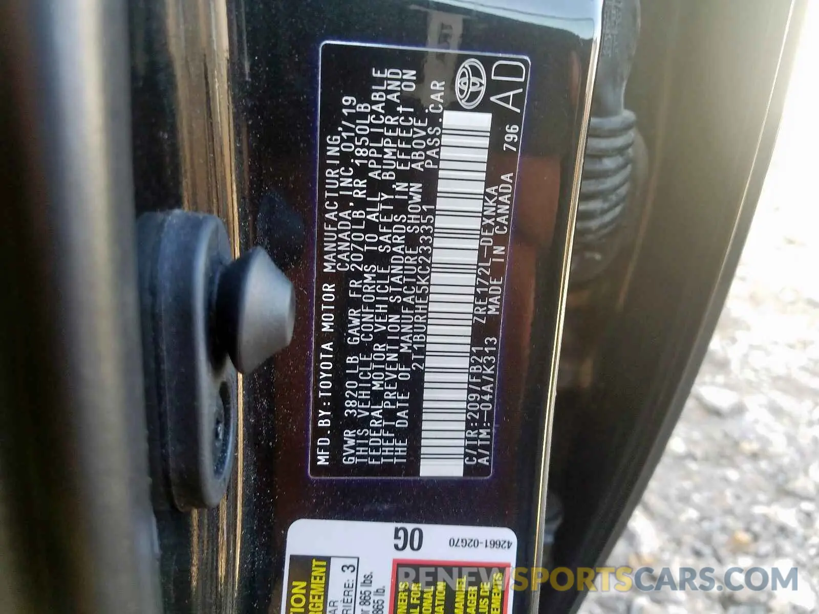 10 Photograph of a damaged car 2T1BURHE5KC233351 TOYOTA COROLLA 2019