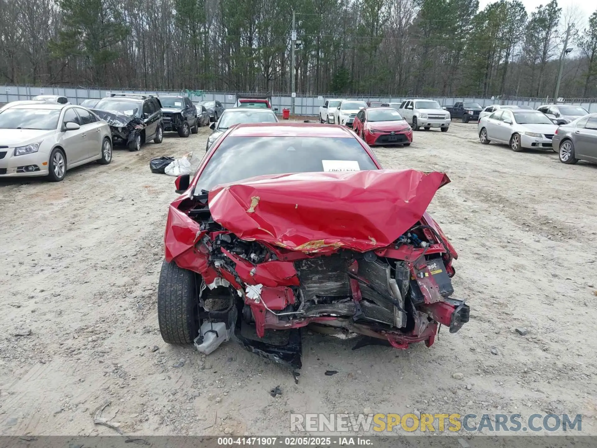13 Photograph of a damaged car 2T1BURHE5KC239490 TOYOTA COROLLA 2019