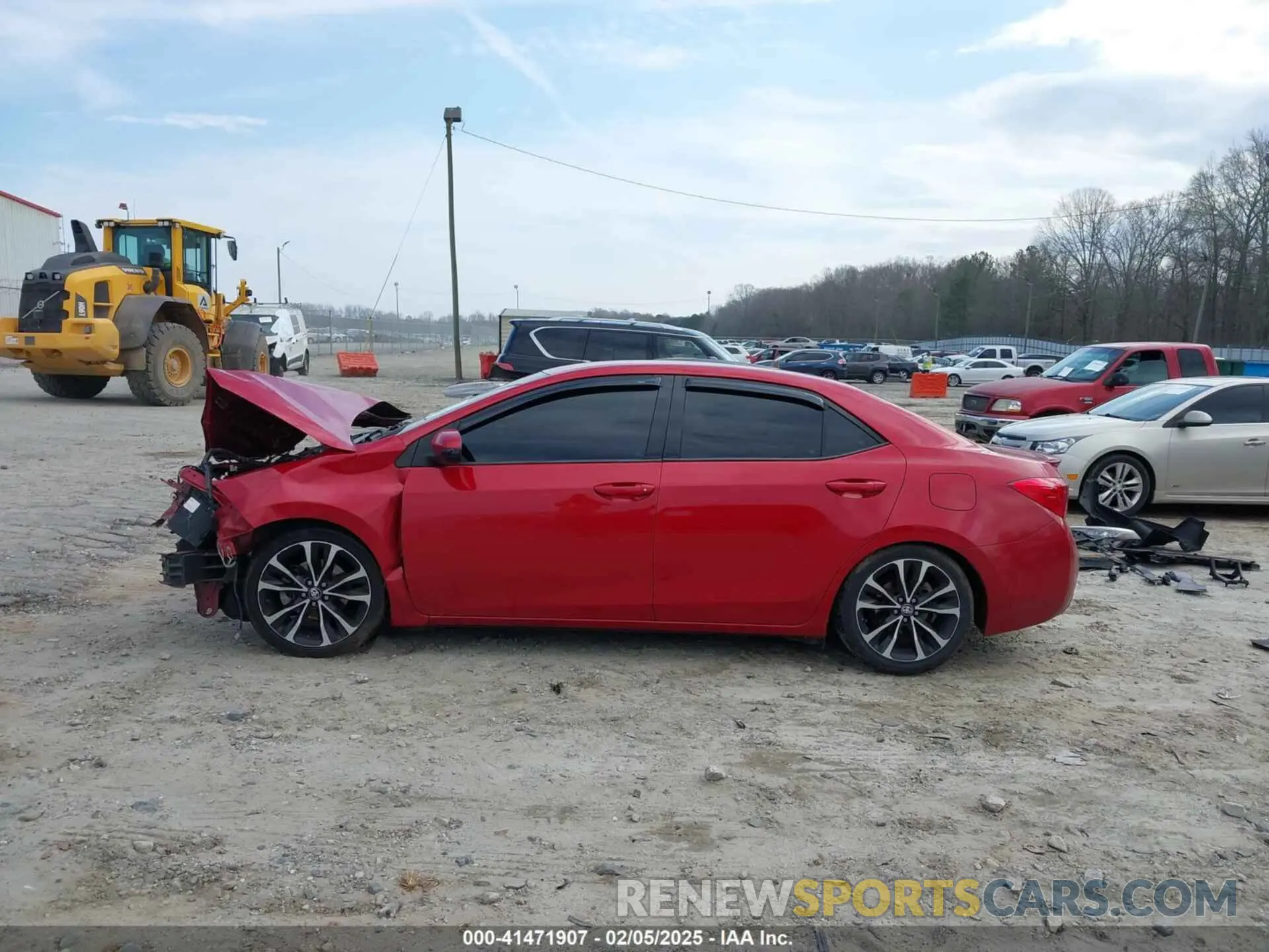 15 Photograph of a damaged car 2T1BURHE5KC239490 TOYOTA COROLLA 2019
