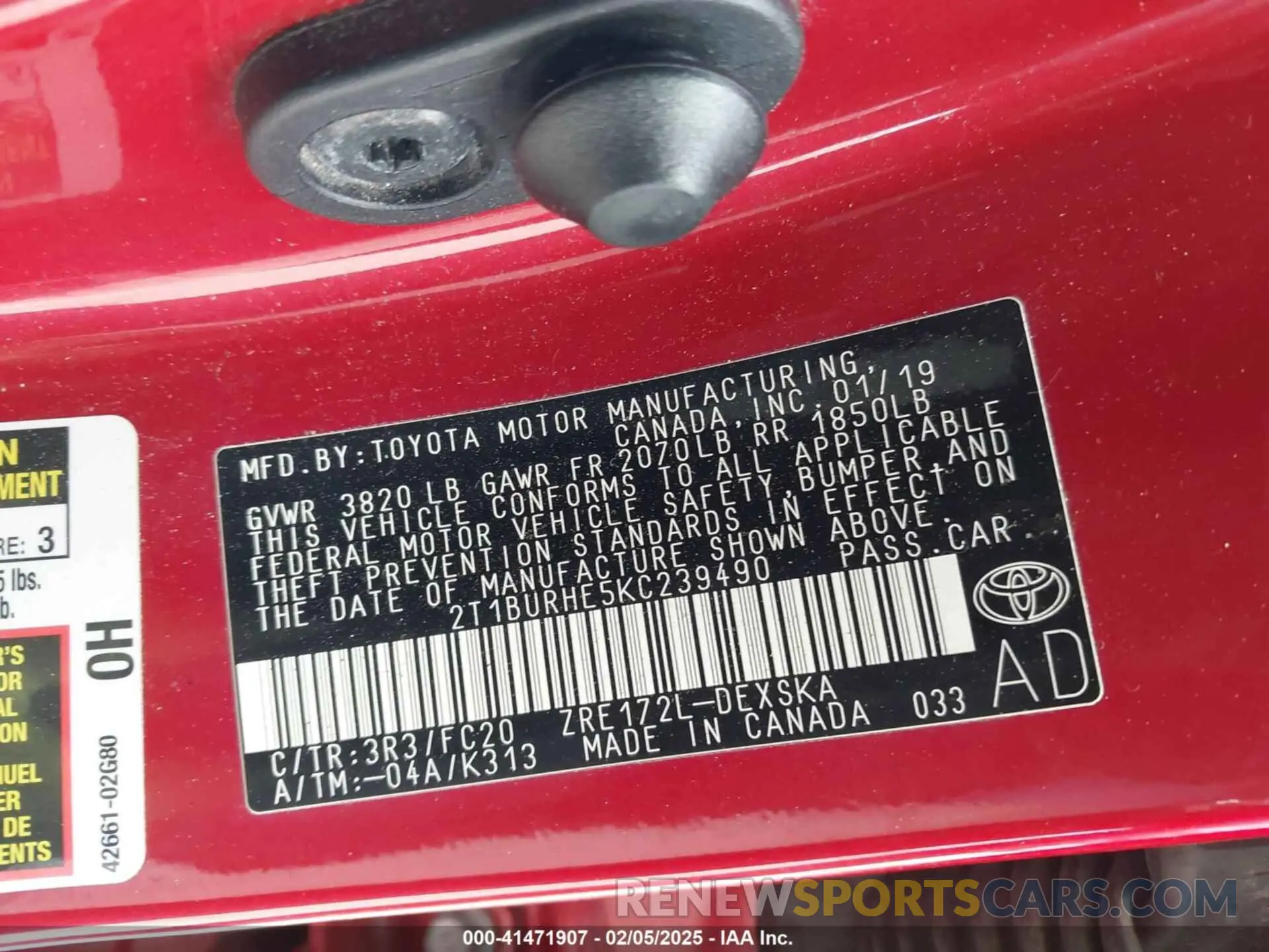 9 Photograph of a damaged car 2T1BURHE5KC239490 TOYOTA COROLLA 2019