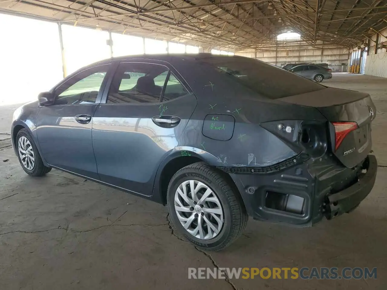 2 Photograph of a damaged car 2T1BURHE5KC247086 TOYOTA COROLLA 2019