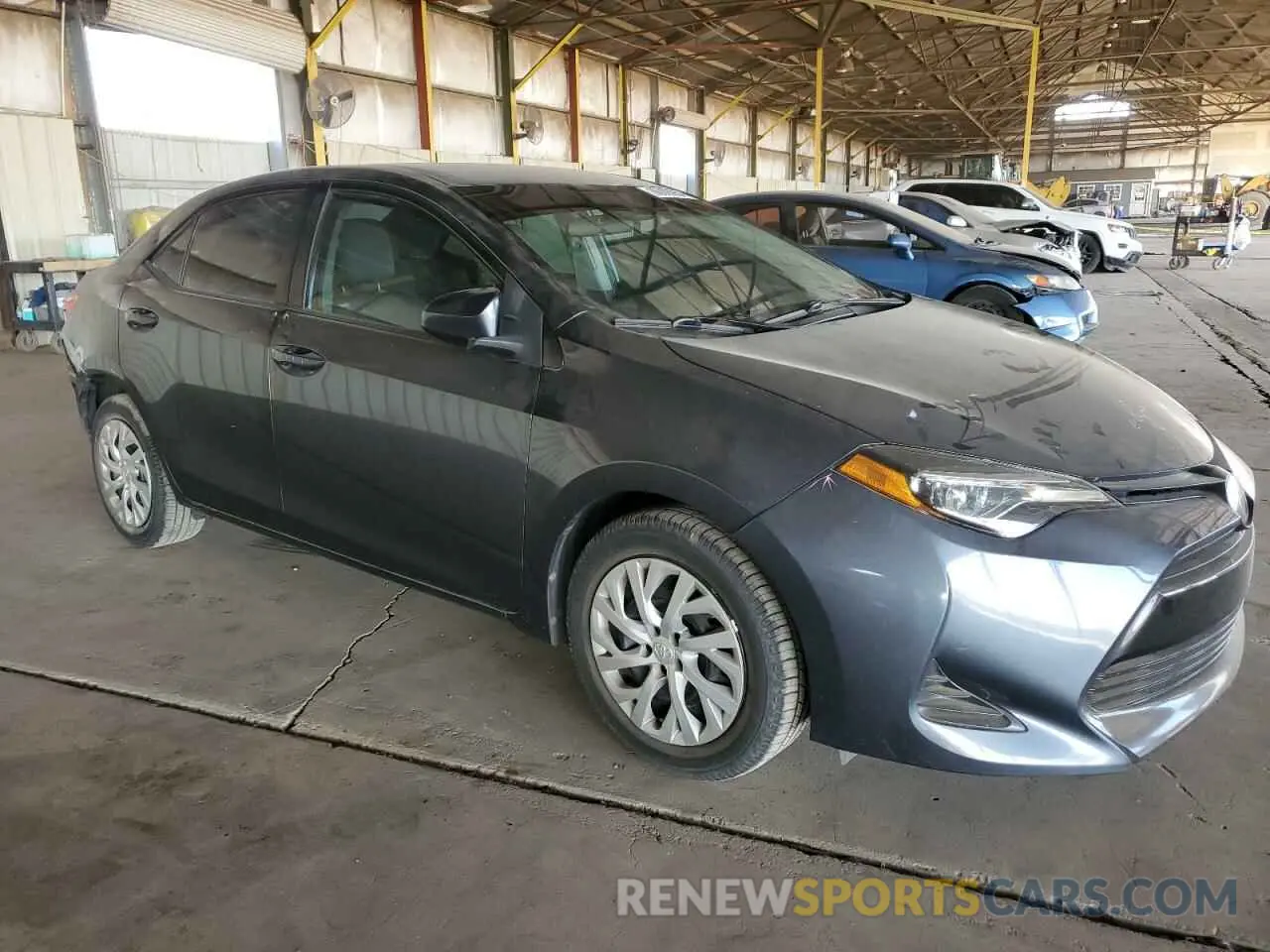 4 Photograph of a damaged car 2T1BURHE5KC247086 TOYOTA COROLLA 2019