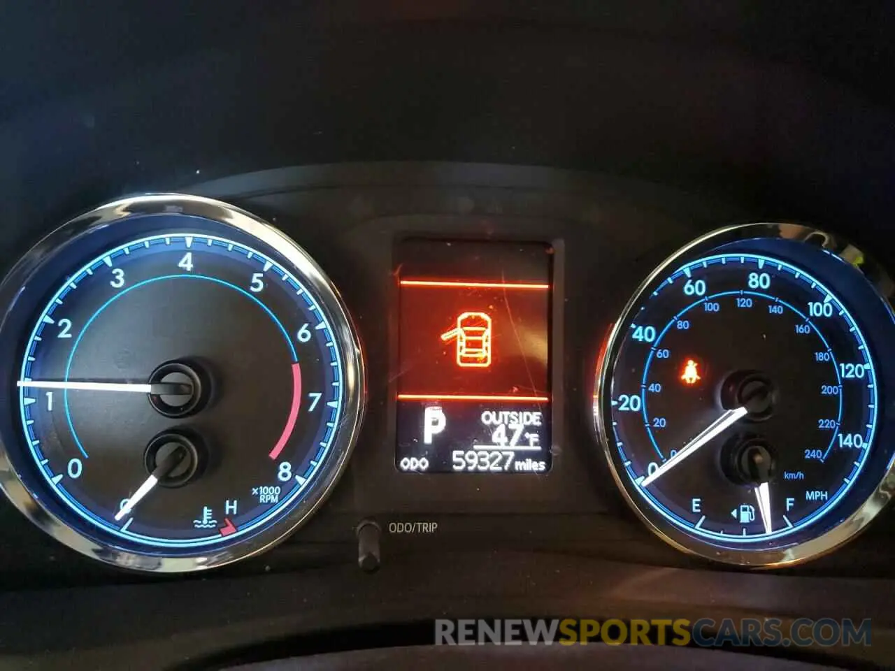 9 Photograph of a damaged car 2T1BURHE5KC247086 TOYOTA COROLLA 2019