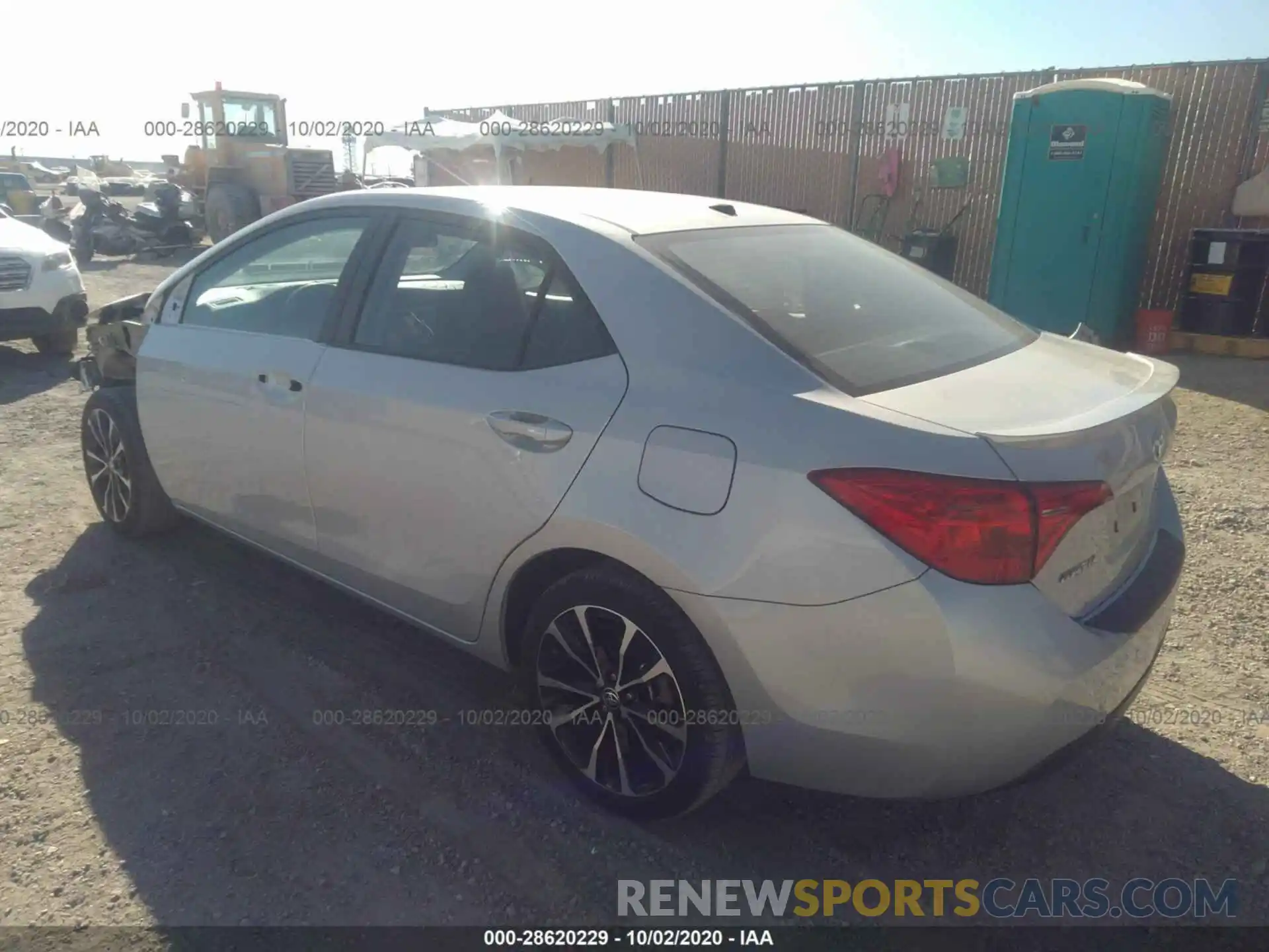 3 Photograph of a damaged car 2T1BURHE6KC131203 TOYOTA COROLLA 2019