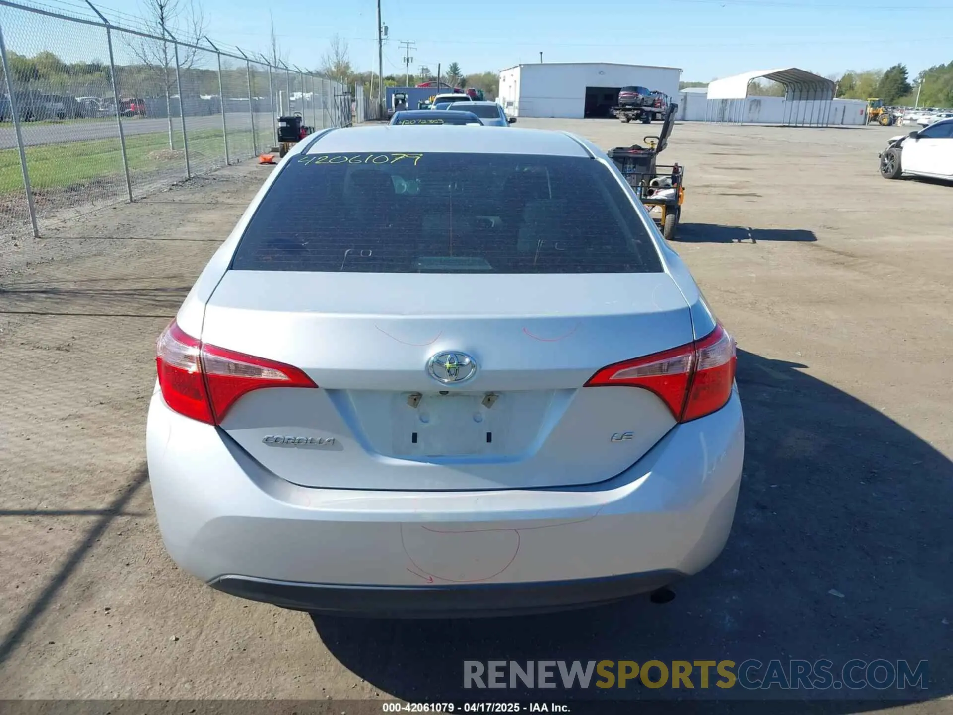 16 Photograph of a damaged car 2T1BURHE6KC134196 TOYOTA COROLLA 2019