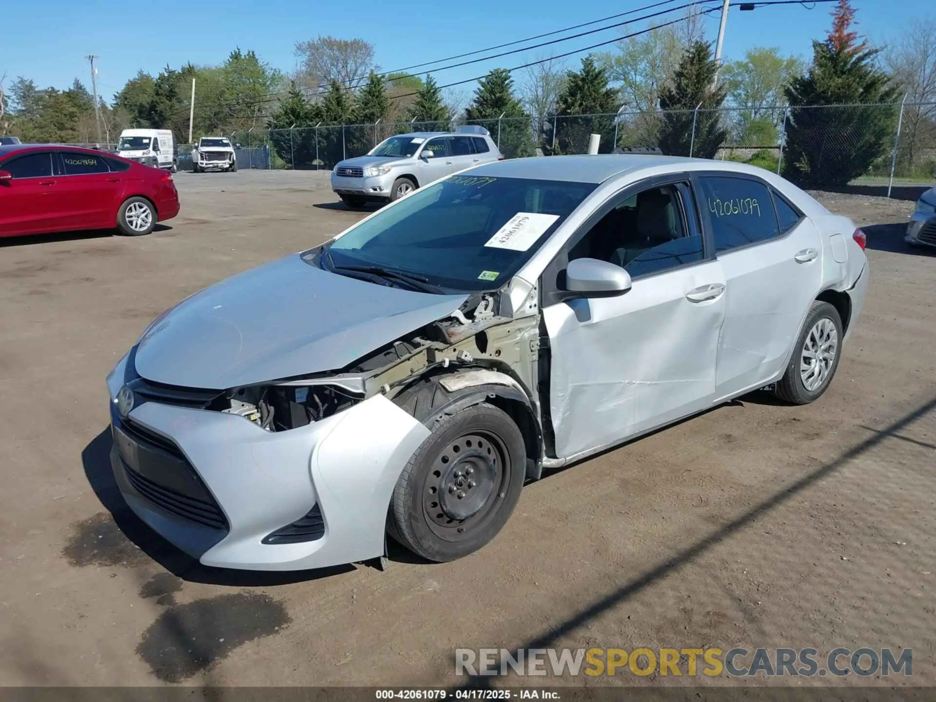 2 Photograph of a damaged car 2T1BURHE6KC134196 TOYOTA COROLLA 2019