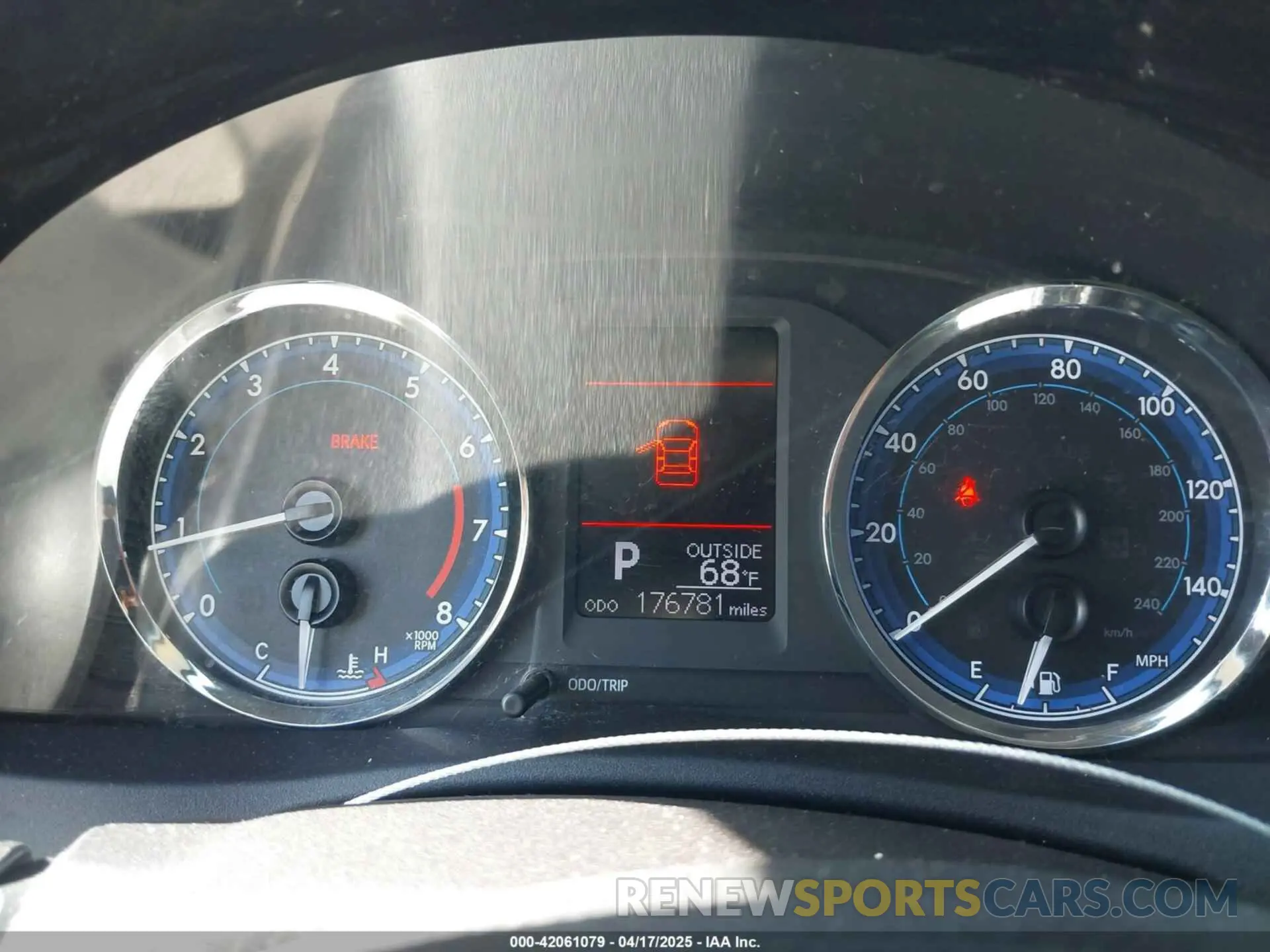 7 Photograph of a damaged car 2T1BURHE6KC134196 TOYOTA COROLLA 2019