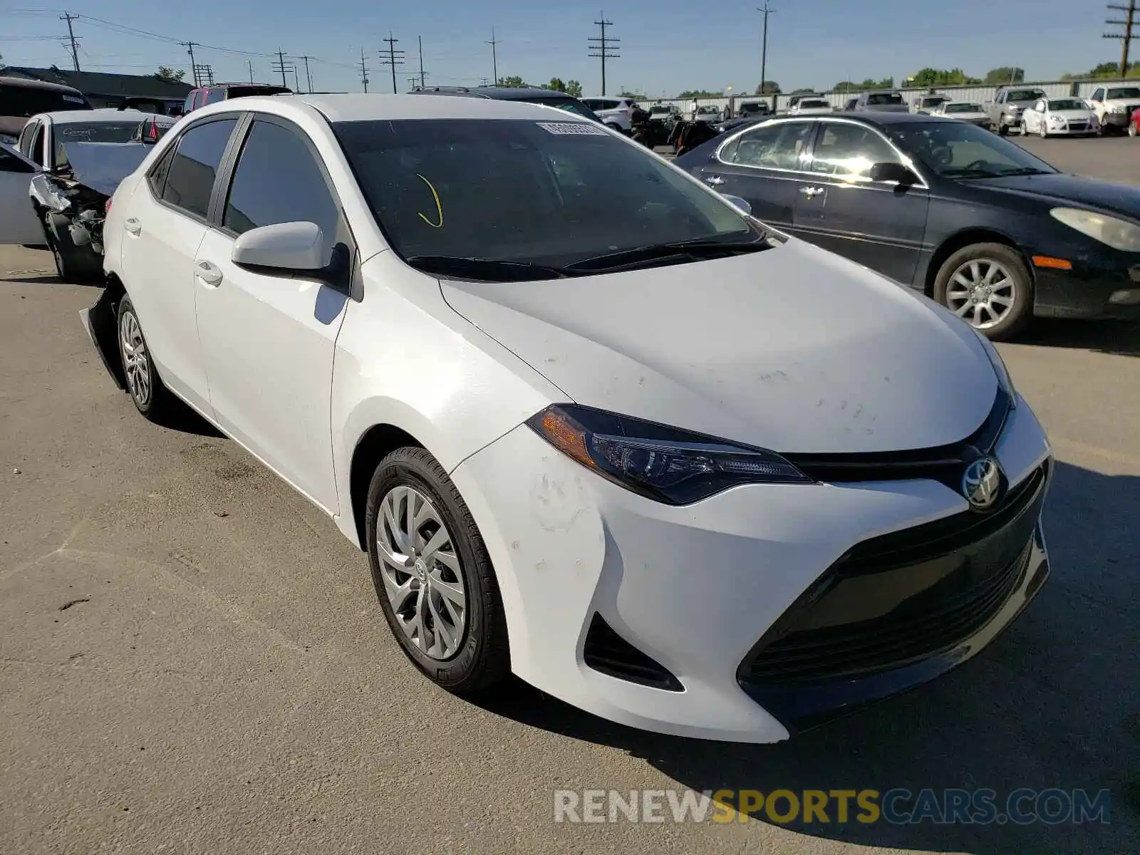 1 Photograph of a damaged car 2T1BURHE6KC139589 TOYOTA COROLLA 2019