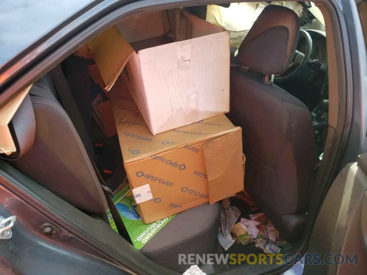 6 Photograph of a damaged car 2T1BURHE6KC145375 TOYOTA COROLLA 2019