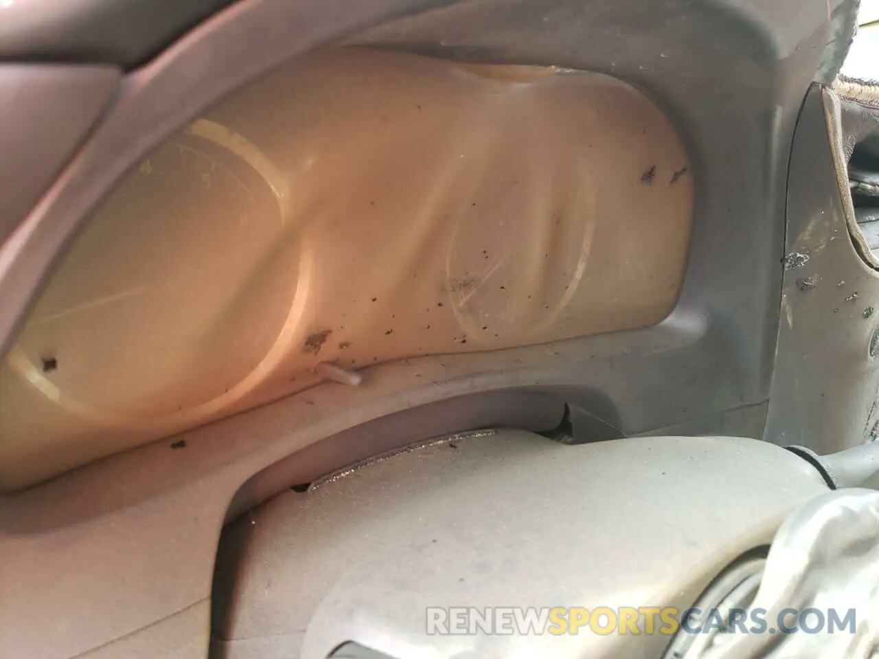 8 Photograph of a damaged car 2T1BURHE6KC145375 TOYOTA COROLLA 2019