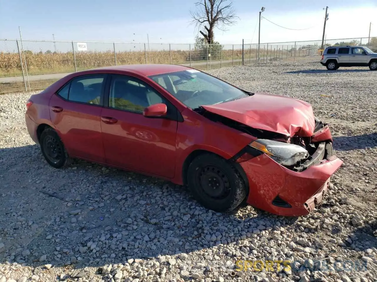 4 Photograph of a damaged car 2T1BURHE6KC147529 TOYOTA COROLLA 2019