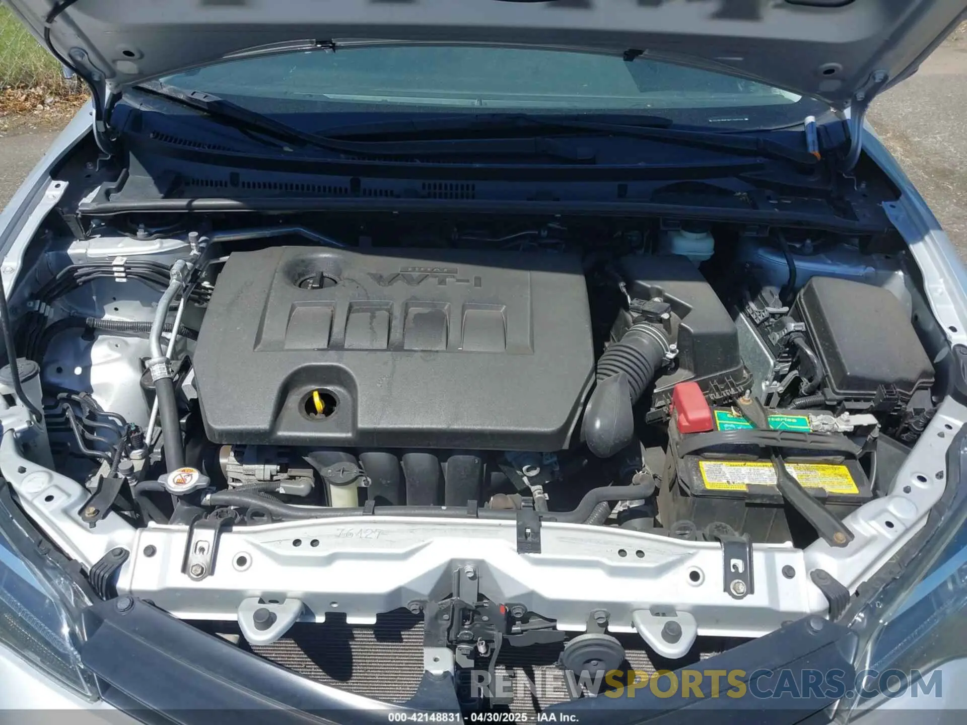 10 Photograph of a damaged car 2T1BURHE6KC148244 TOYOTA COROLLA 2019