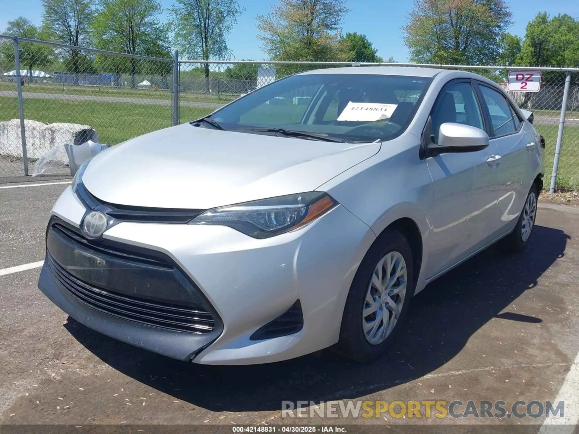 2 Photograph of a damaged car 2T1BURHE6KC148244 TOYOTA COROLLA 2019