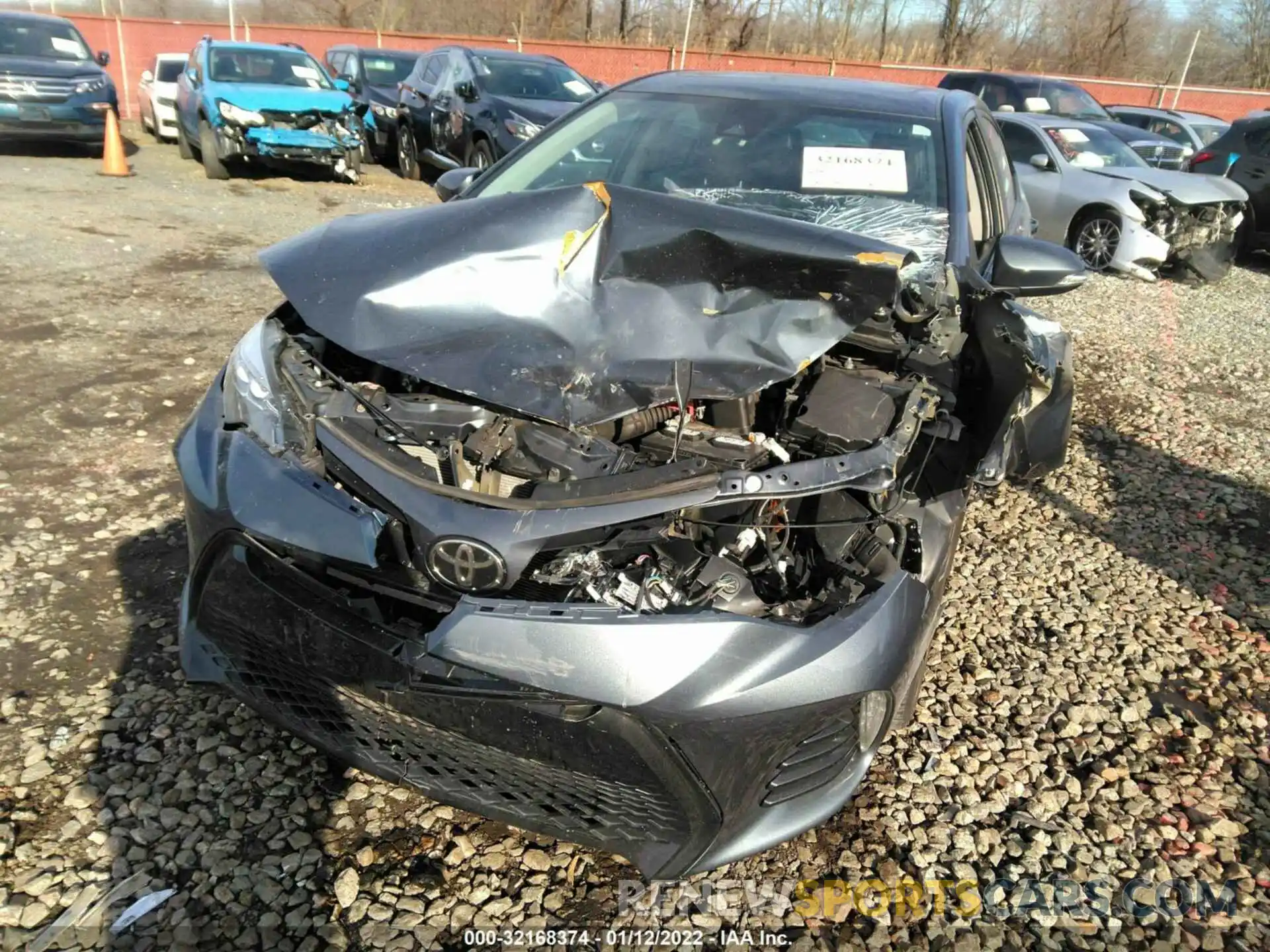 6 Photograph of a damaged car 2T1BURHE6KC150253 TOYOTA COROLLA 2019