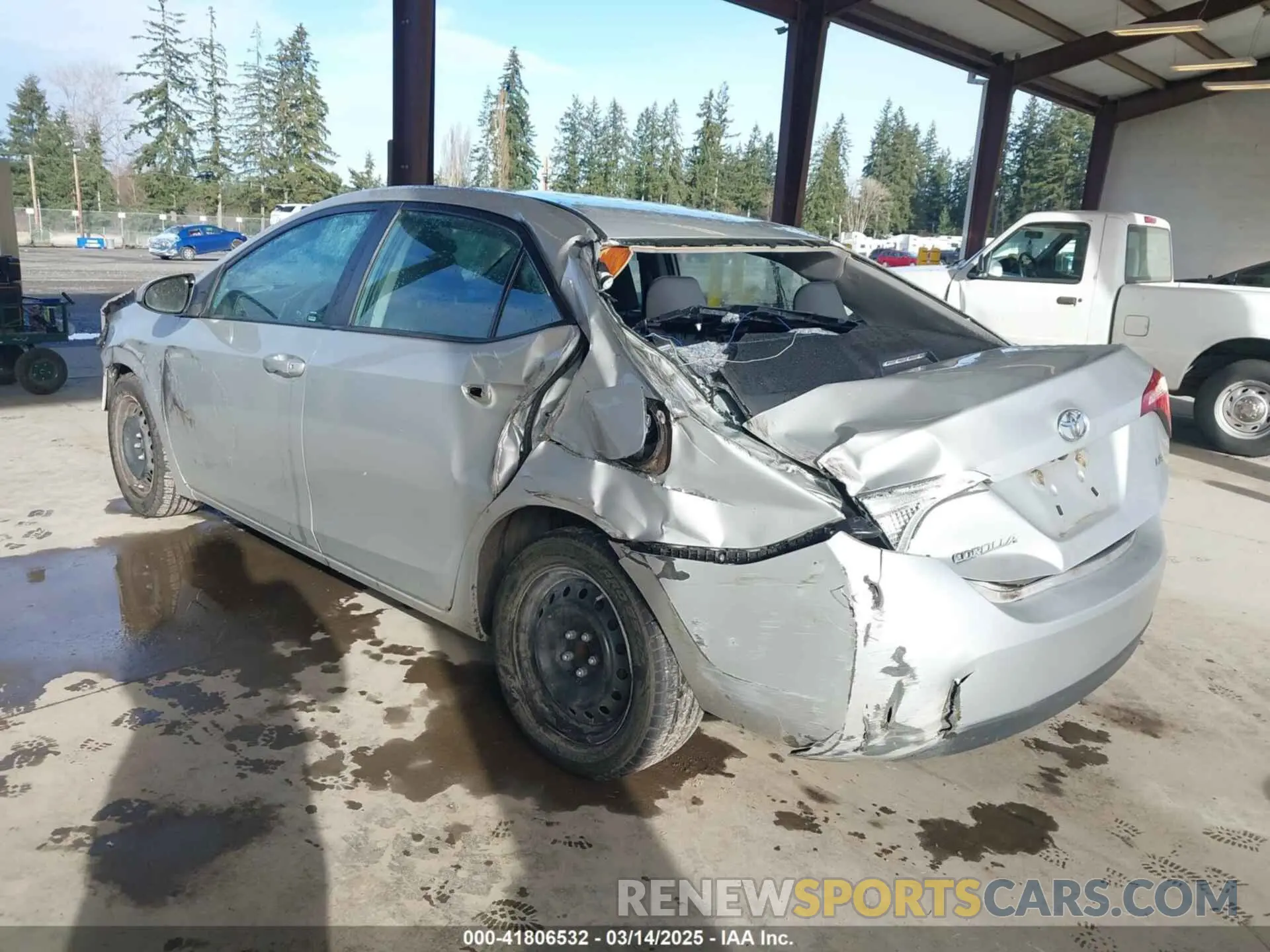 3 Photograph of a damaged car 2T1BURHE6KC150480 TOYOTA COROLLA 2019