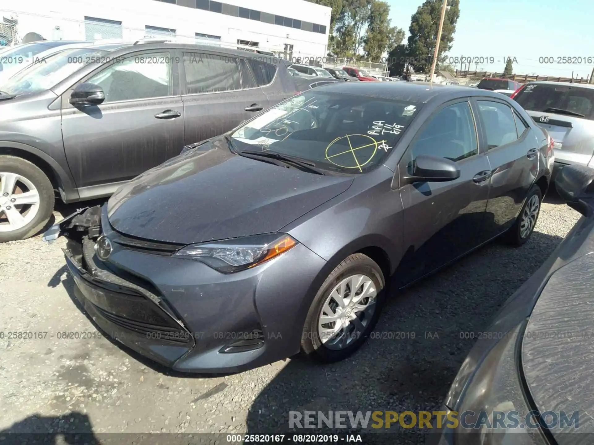 2 Photograph of a damaged car 2T1BURHE6KC151368 TOYOTA COROLLA 2019