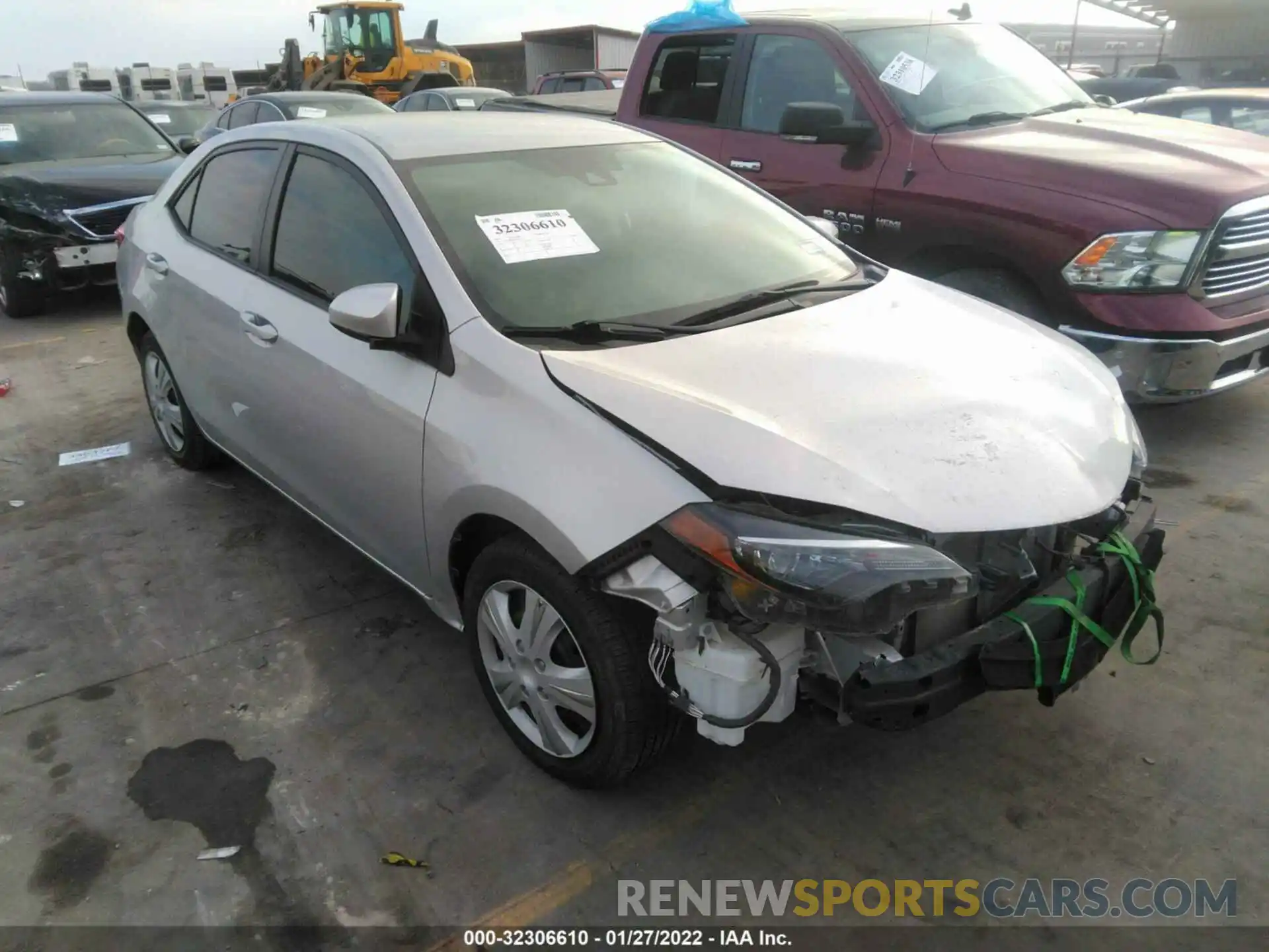 1 Photograph of a damaged car 2T1BURHE6KC155257 TOYOTA COROLLA 2019