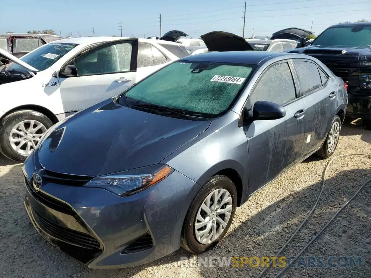 1 Photograph of a damaged car 2T1BURHE6KC157736 TOYOTA COROLLA 2019