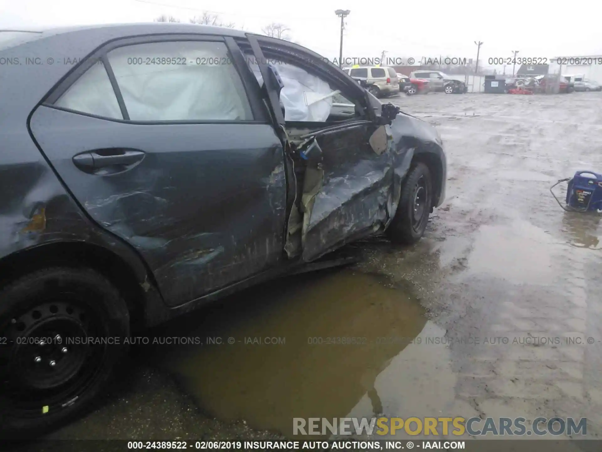 6 Photograph of a damaged car 2T1BURHE6KC157834 TOYOTA COROLLA 2019