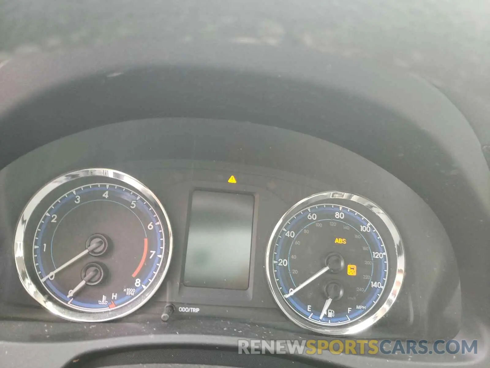 8 Photograph of a damaged car 2T1BURHE6KC168316 TOYOTA COROLLA 2019