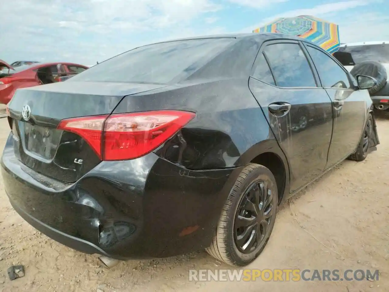 4 Photograph of a damaged car 2T1BURHE6KC169563 TOYOTA COROLLA 2019