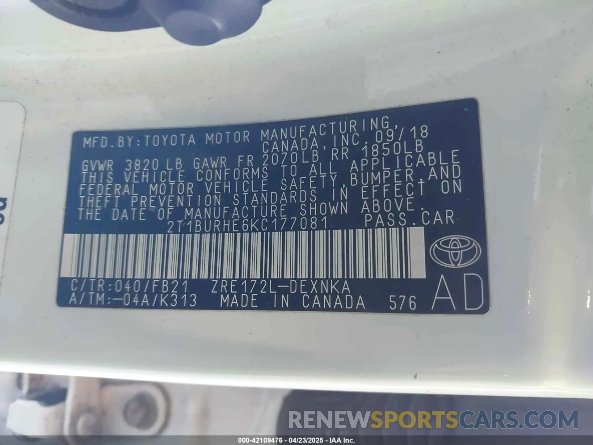 9 Photograph of a damaged car 2T1BURHE6KC177081 TOYOTA COROLLA 2019