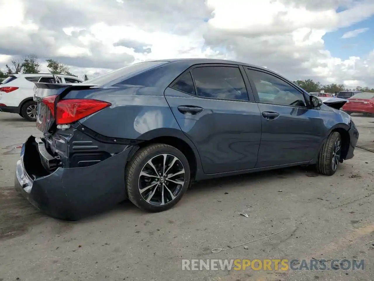 3 Photograph of a damaged car 2T1BURHE6KC179770 TOYOTA COROLLA 2019