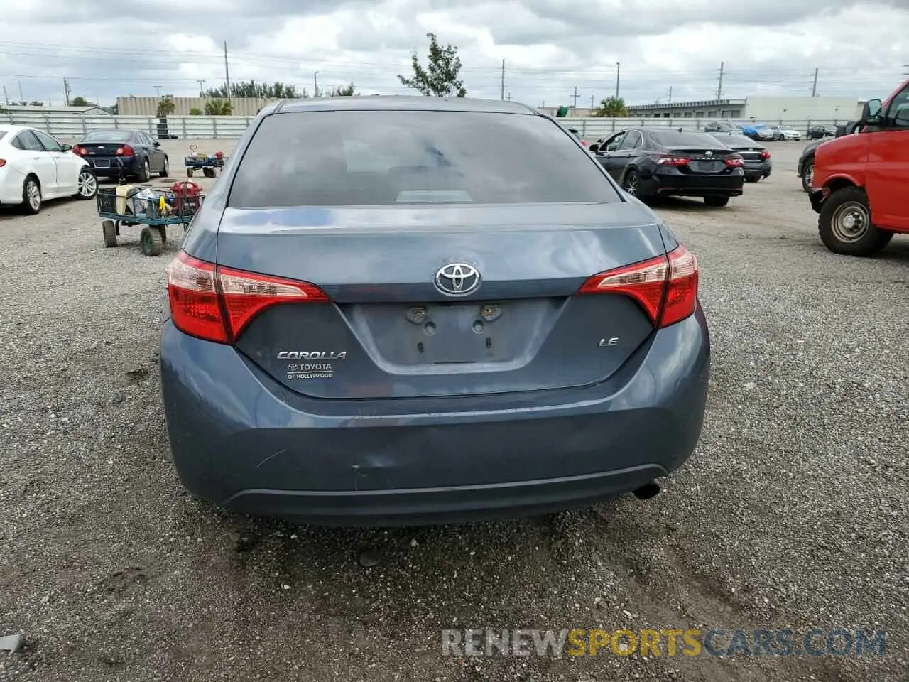 6 Photograph of a damaged car 2T1BURHE6KC179977 TOYOTA COROLLA 2019