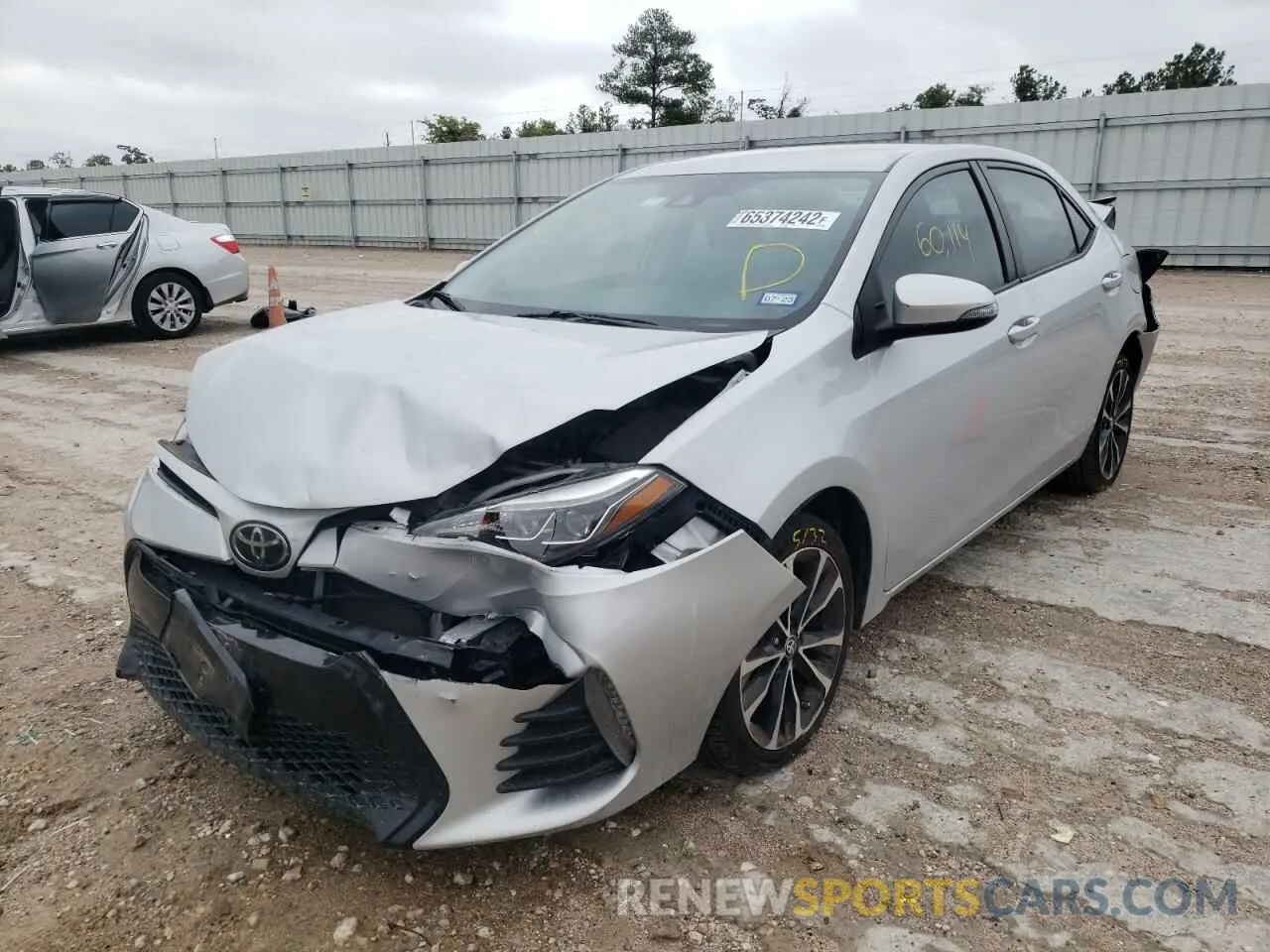 2 Photograph of a damaged car 2T1BURHE6KC182393 TOYOTA COROLLA 2019