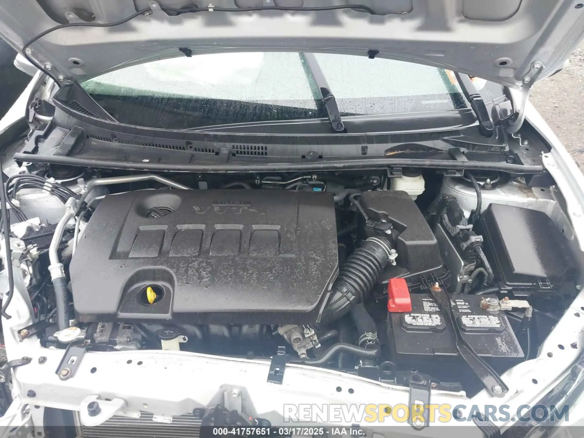 10 Photograph of a damaged car 2T1BURHE6KC182863 TOYOTA COROLLA 2019