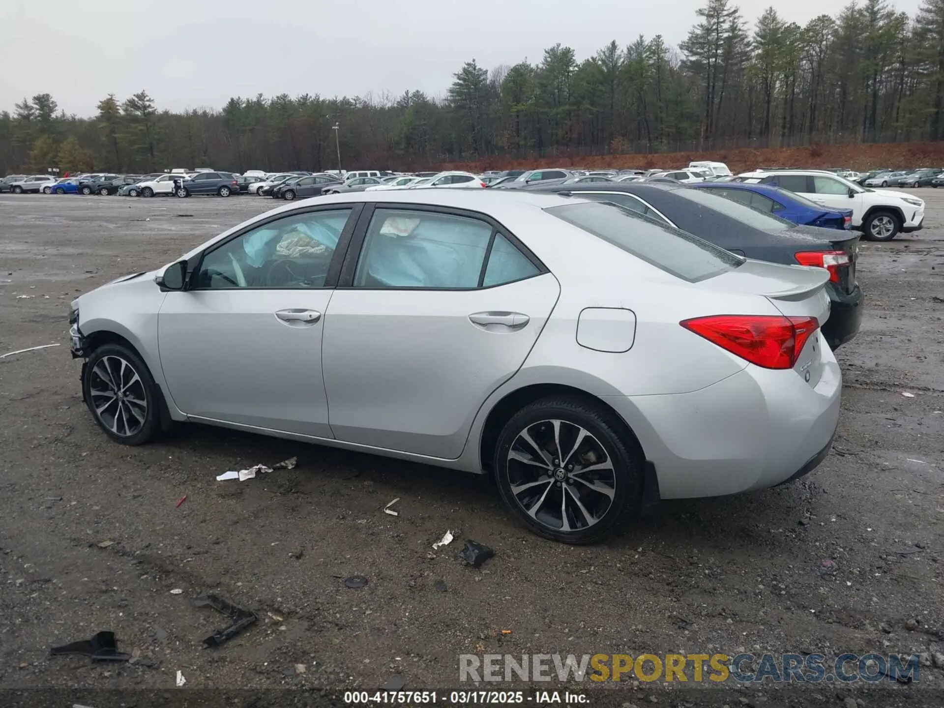 14 Photograph of a damaged car 2T1BURHE6KC182863 TOYOTA COROLLA 2019