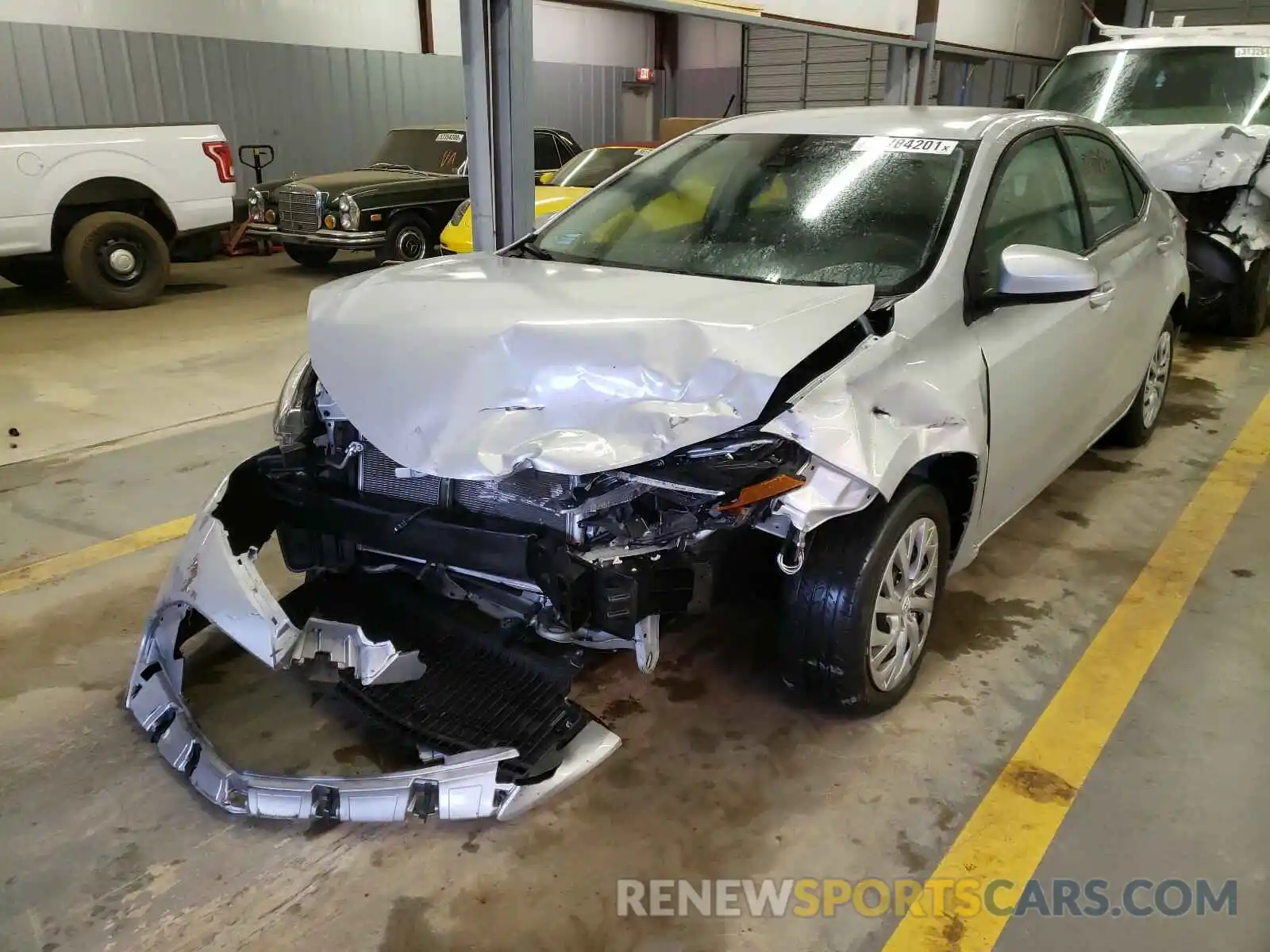 2 Photograph of a damaged car 2T1BURHE6KC187352 TOYOTA COROLLA 2019