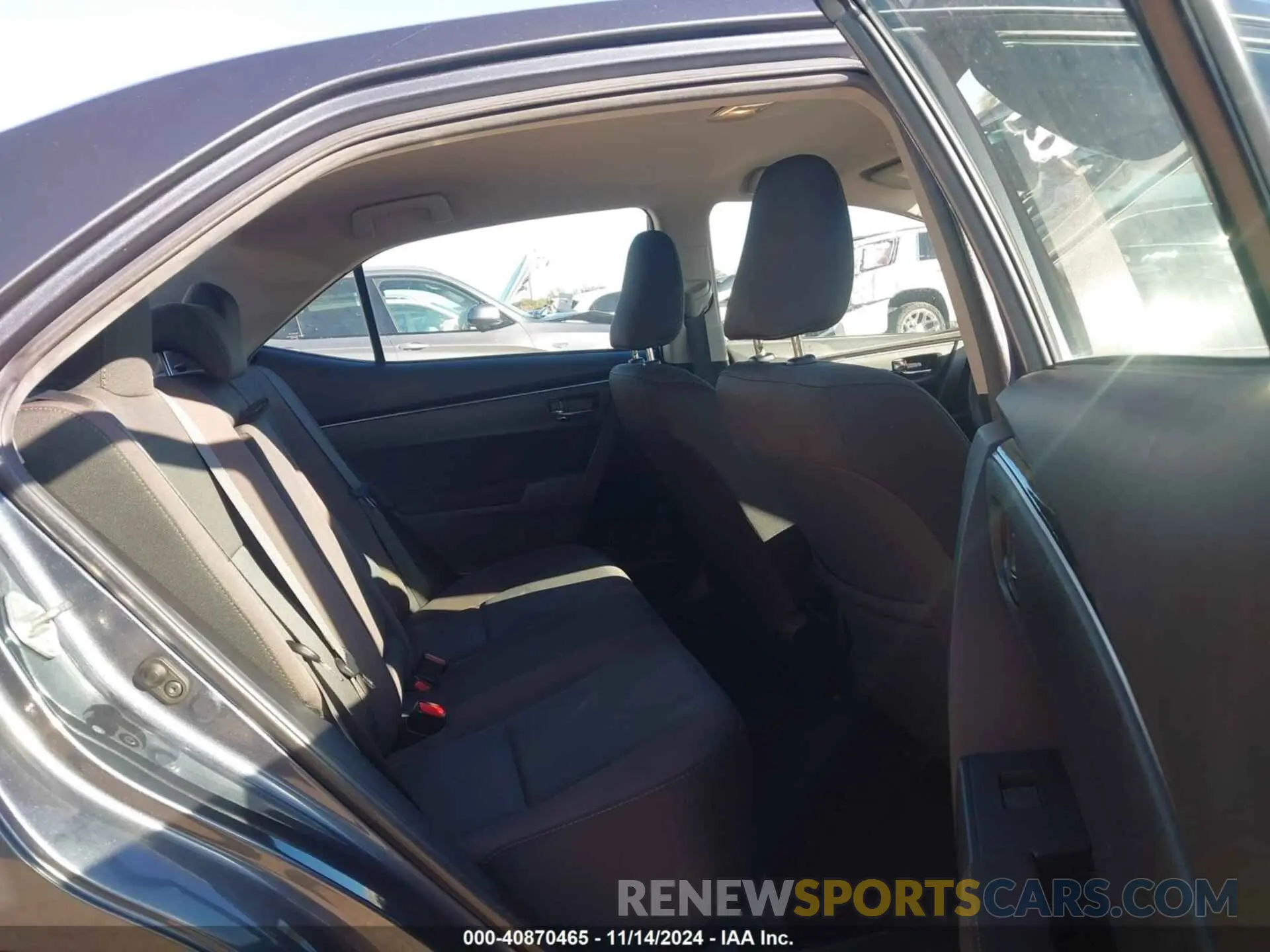 8 Photograph of a damaged car 2T1BURHE6KC188162 TOYOTA COROLLA 2019