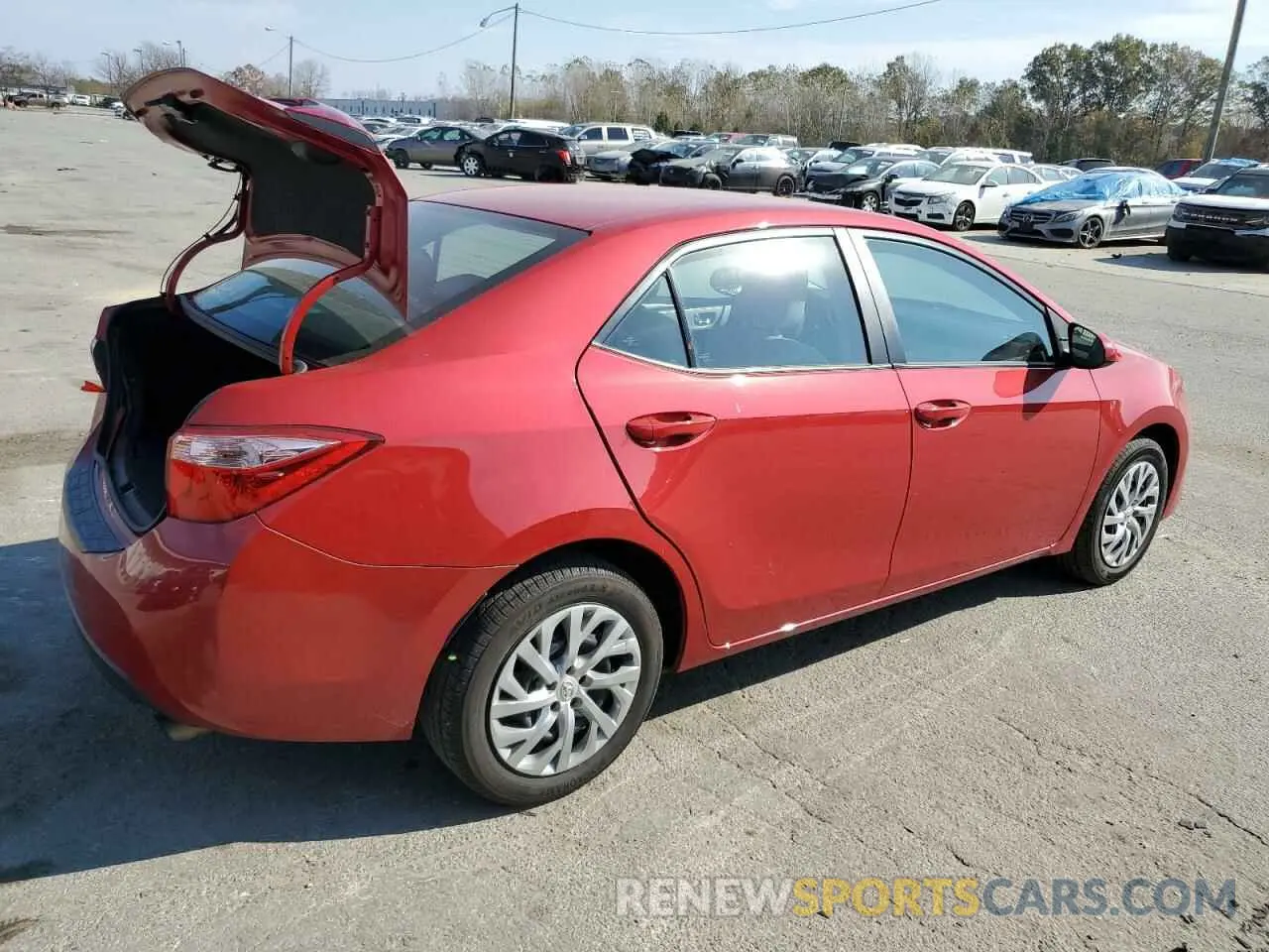 3 Photograph of a damaged car 2T1BURHE6KC194267 TOYOTA COROLLA 2019