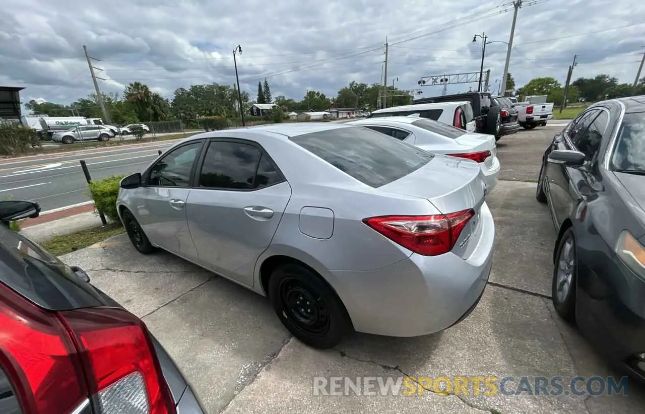 3 Photograph of a damaged car 2T1BURHE6KC198934 TOYOTA COROLLA 2019