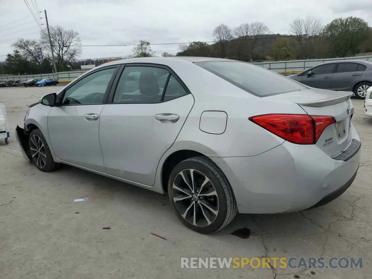 2 Photograph of a damaged car 2T1BURHE6KC198982 TOYOTA COROLLA 2019