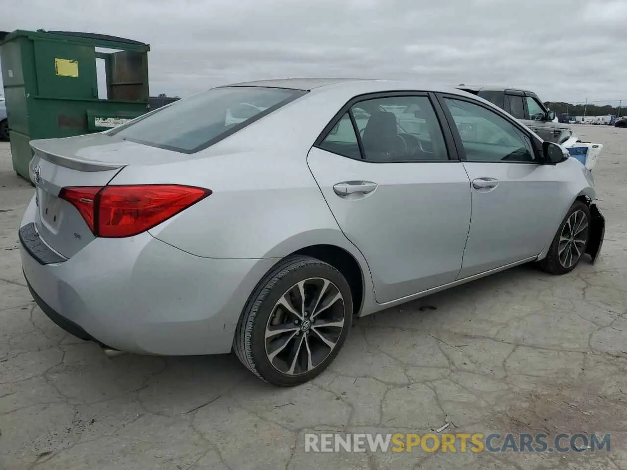 3 Photograph of a damaged car 2T1BURHE6KC198982 TOYOTA COROLLA 2019