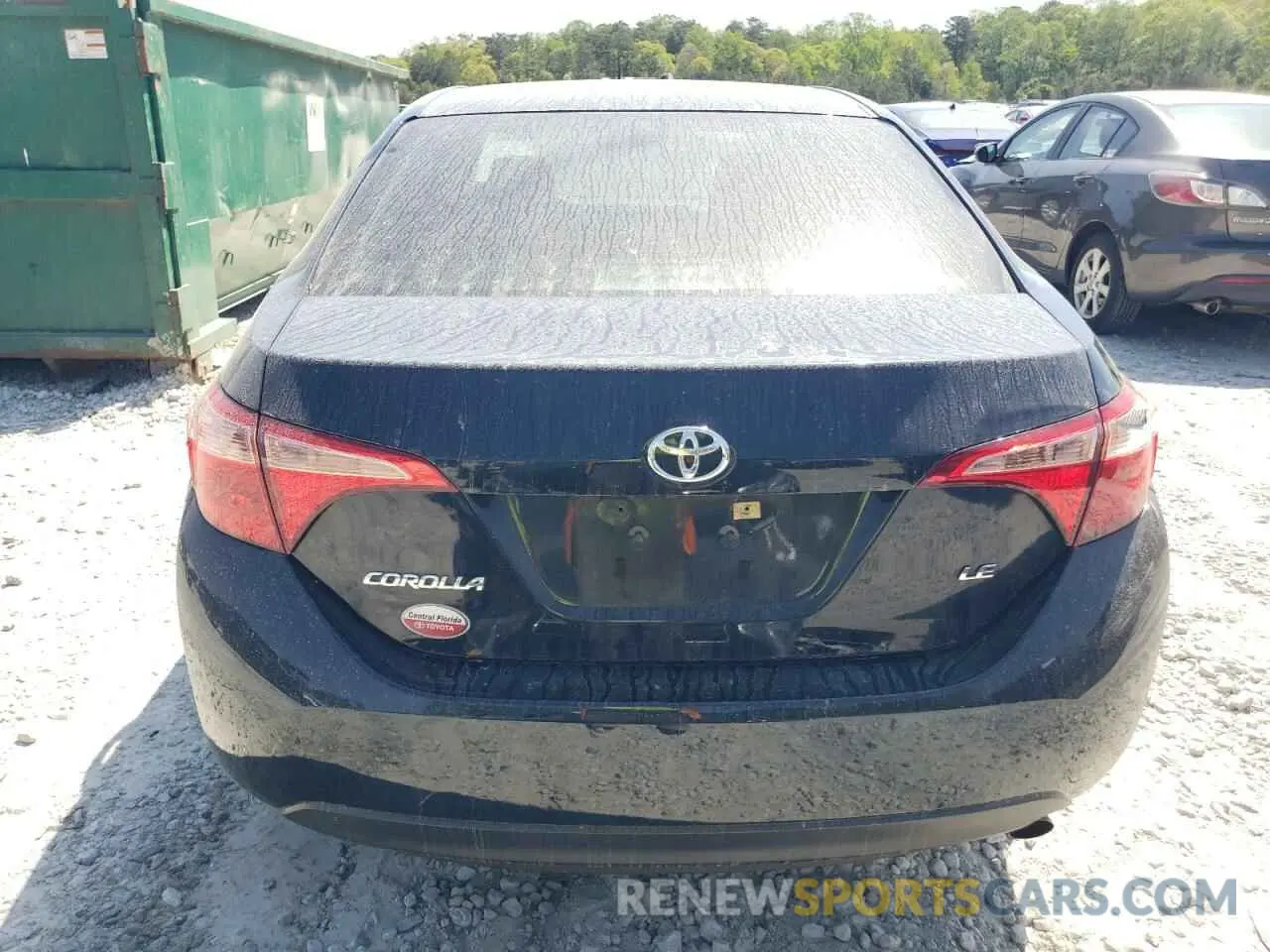 6 Photograph of a damaged car 2T1BURHE6KC206966 TOYOTA COROLLA 2019