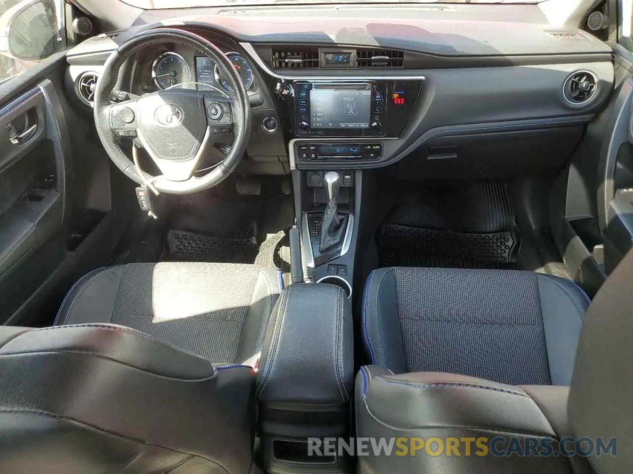 8 Photograph of a damaged car 2T1BURHE6KC208605 TOYOTA COROLLA 2019
