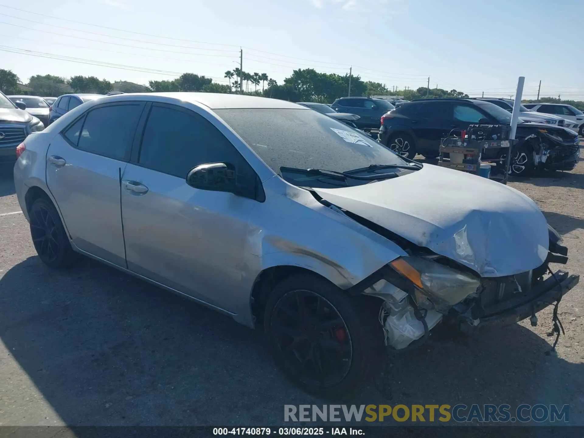 1 Photograph of a damaged car 2T1BURHE6KC209026 TOYOTA COROLLA 2019